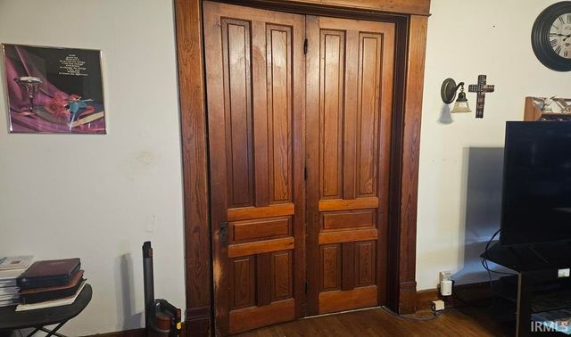 10 E Green Street, Frankfort, IN 46041