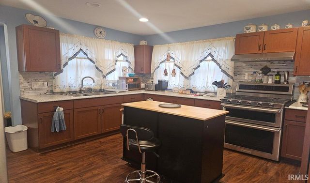 10 E Green Street, Frankfort, IN 46041