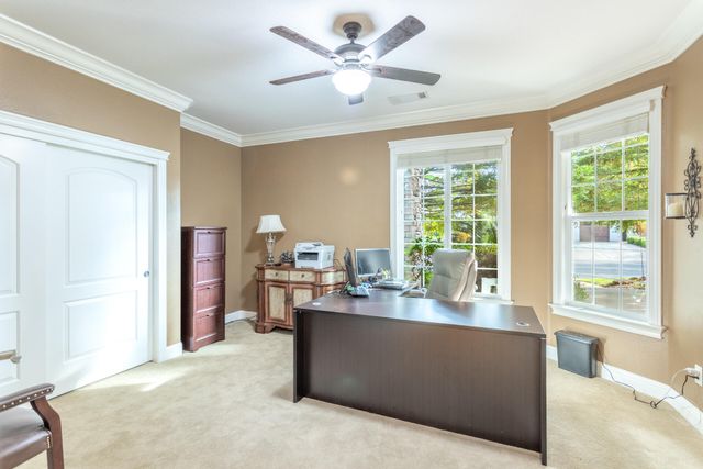 4836 St Charles Drive, Redding, CA 96002