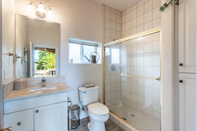 4836 St Charles Drive, Redding, CA 96002