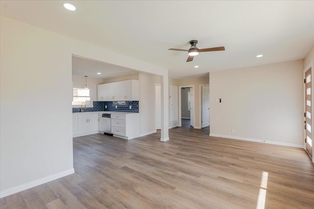 11741 Abston Lane, Dallas, TX 75218