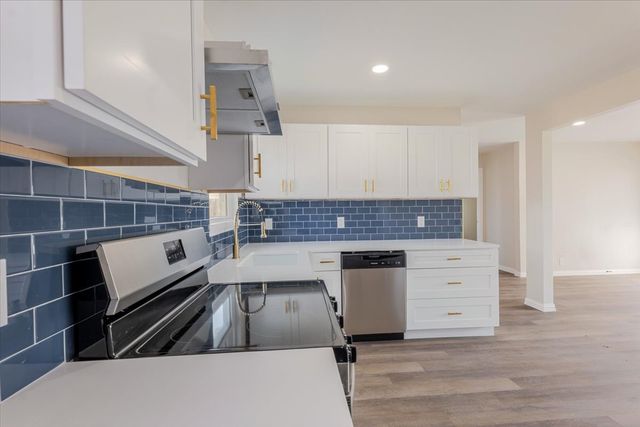 11741 Abston Lane, Dallas, TX 75218