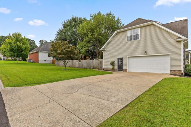 7278 Meredith Court, Ooltewah, TN 37363
