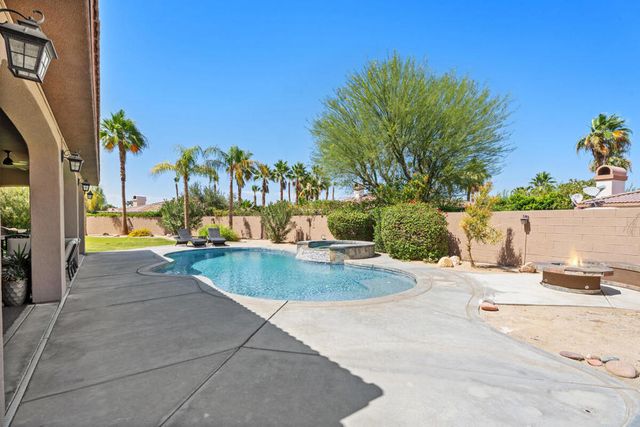43428 Calle Espada, La Quinta, CA 92253