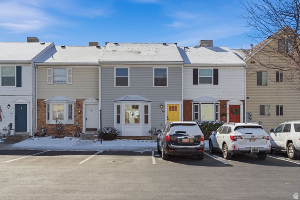 Image 1 of property listing at 430 N 470 W #29, Lehi, UT 84043