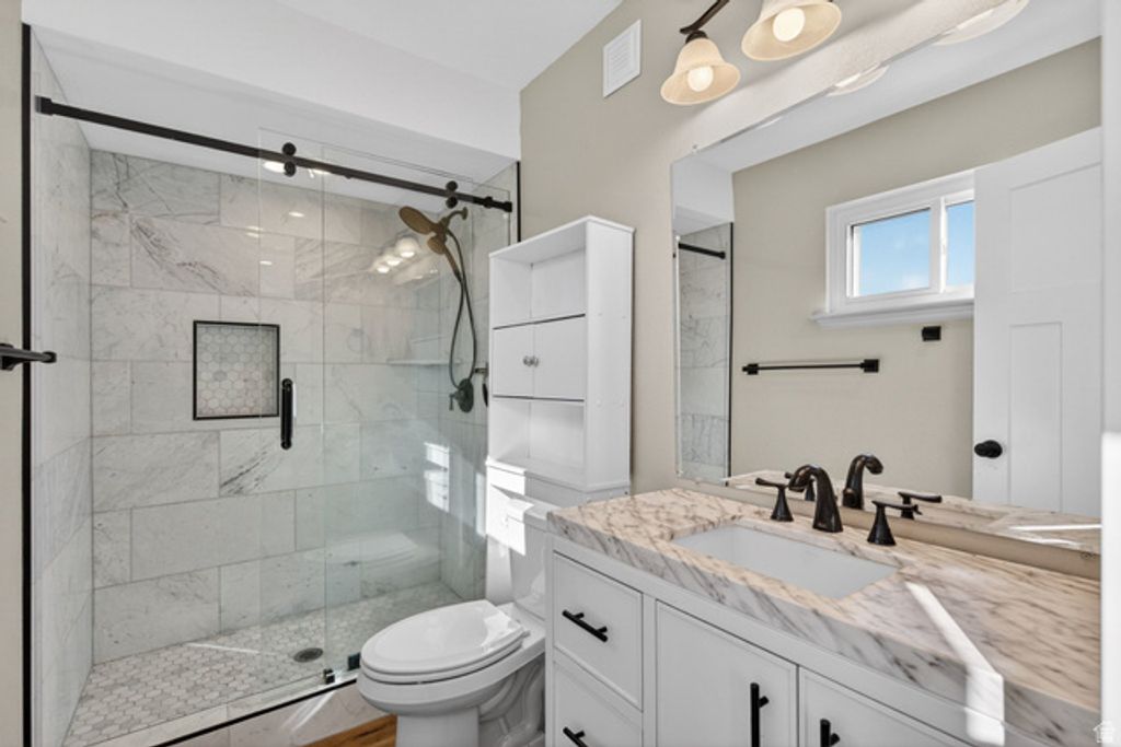 Image 17 of property listing at 430 N 470 W #29, Lehi, UT 84043