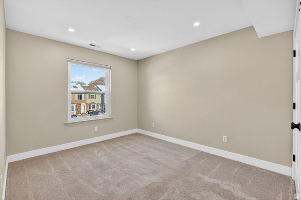 Image 18 of property listing at 430 N 470 W #29, Lehi, UT 84043