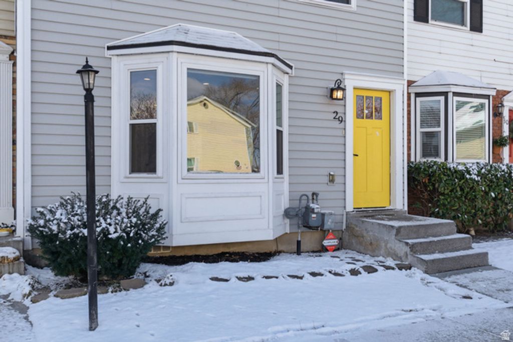 Image 3 of property listing at 430 N 470 W #29, Lehi, UT 84043