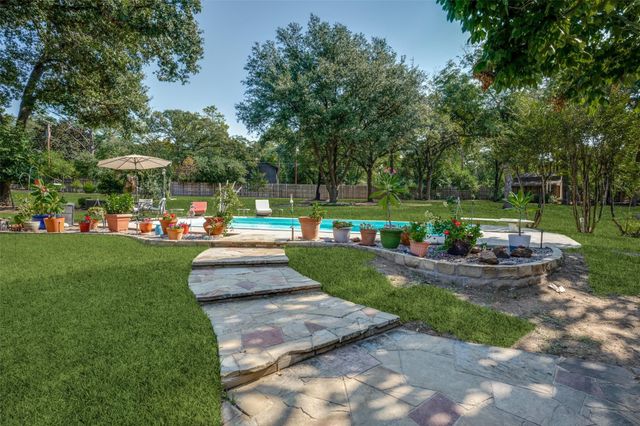 3111 Montecito Drive, Denton, TX 76205