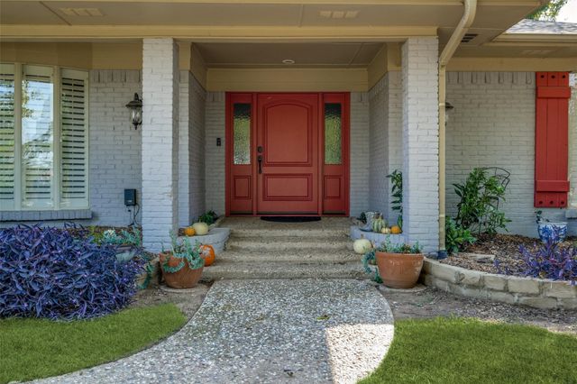 3111 Montecito Drive, Denton, TX 76205