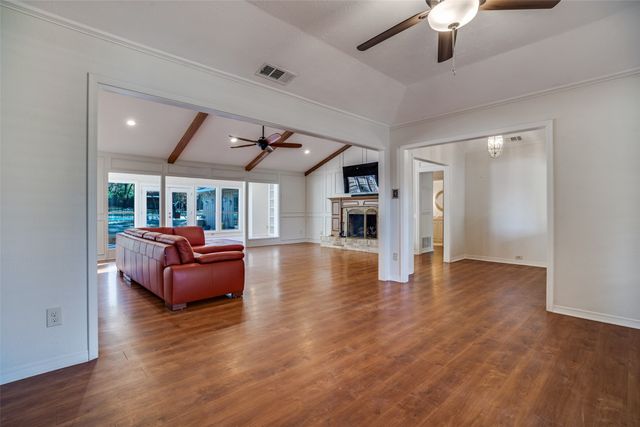 3111 Montecito Drive, Denton, TX 76205