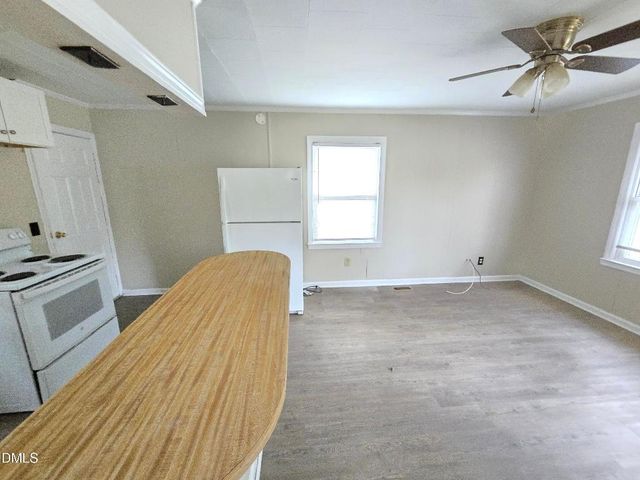 102 W Parker Street, Graham, NC 27253