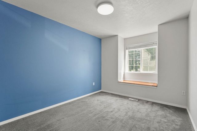 1208 S Pierce Rd, Spokane Valley, WA 99206