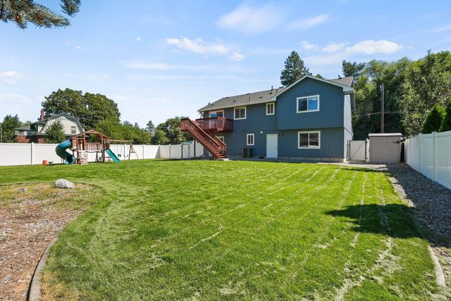 1208 S Pierce Rd, Spokane Valley, WA 99206