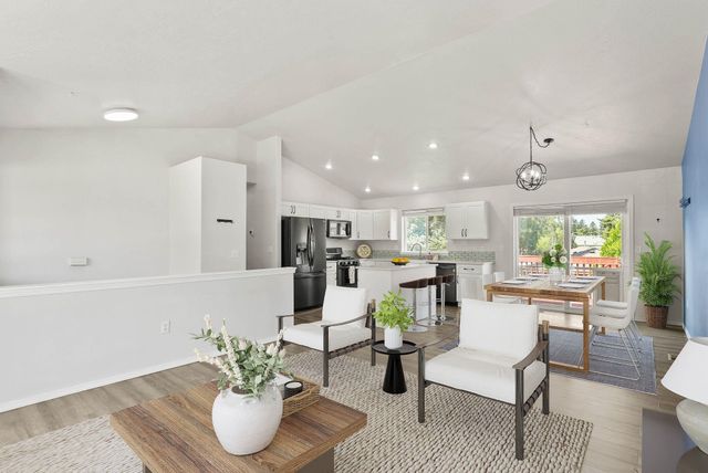 1208 S Pierce Rd, Spokane Valley, WA 99206