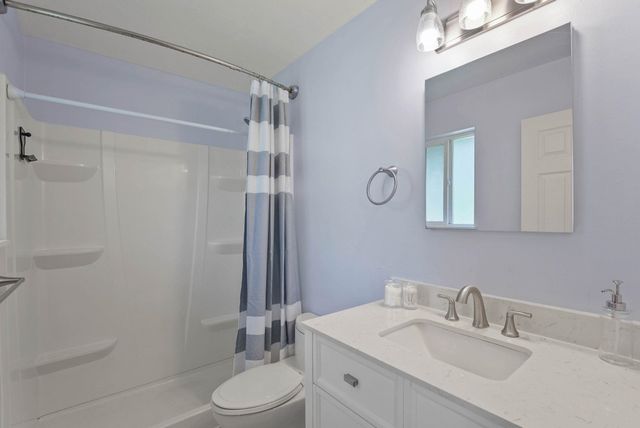 1208 S Pierce Rd, Spokane Valley, WA 99206