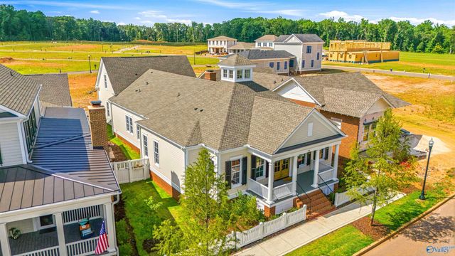 10 Angell Street NW, Huntsville, AL 35806