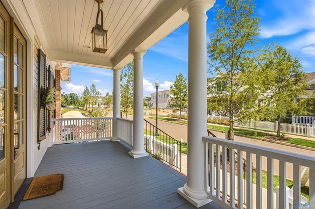 10 Angell Street NW, Huntsville, AL 35806