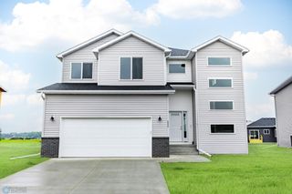 6656 Belding Drive S, Fargo, ND 58104