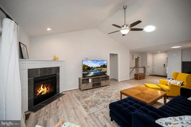 708 EASTOVER PKWY, Locust Grove, VA 22508