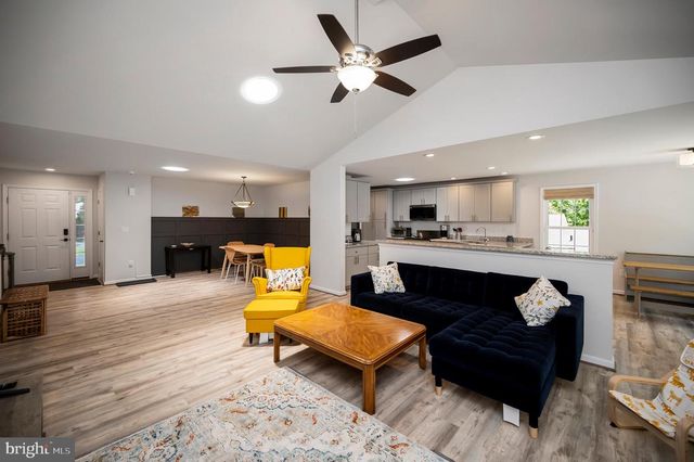 708 EASTOVER PKWY, Locust Grove, VA 22508