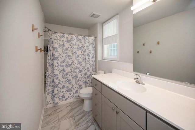 708 EASTOVER PKWY, Locust Grove, VA 22508