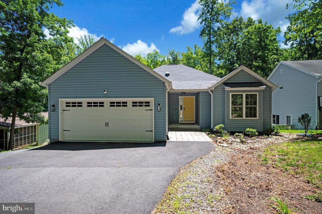 708 EASTOVER PKWY, Locust Grove, VA 22508
