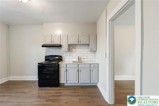 1025 Spruce Street, Easton, PA 18042