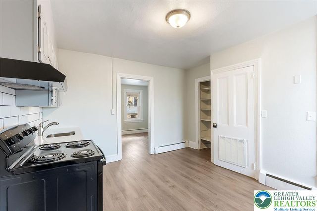 1025 Spruce Street, Easton, PA 18042