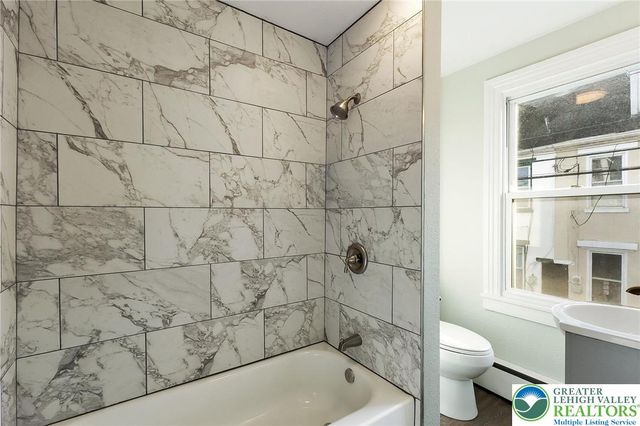 1025 Spruce Street, Easton, PA 18042