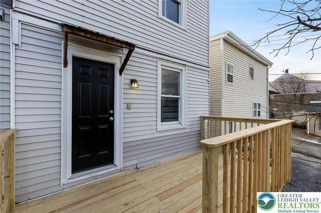 1025 Spruce Street, Easton, PA 18042