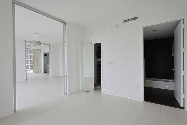 1040 Biscayne Boulevard 1406, Miami, FL 33132