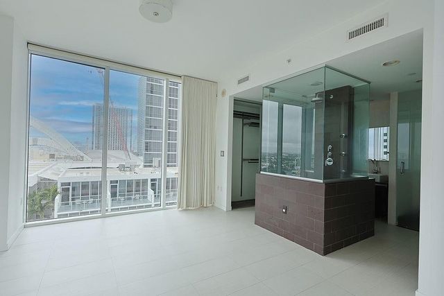 1040 Biscayne Boulevard 1406, Miami, FL 33132