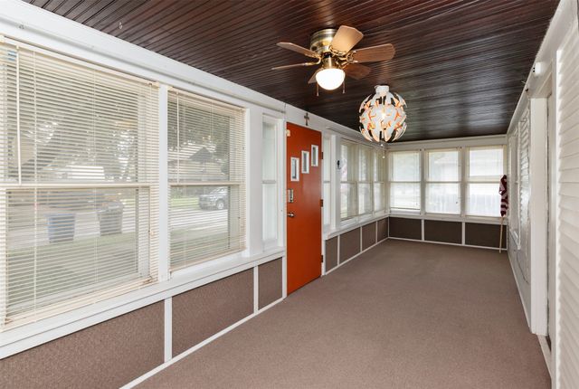3129 SW 12th Street, Des Moines, IA 50315