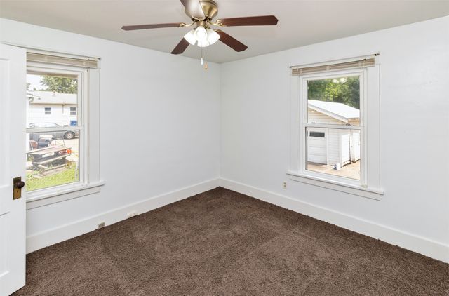 3129 SW 12th Street, Des Moines, IA 50315