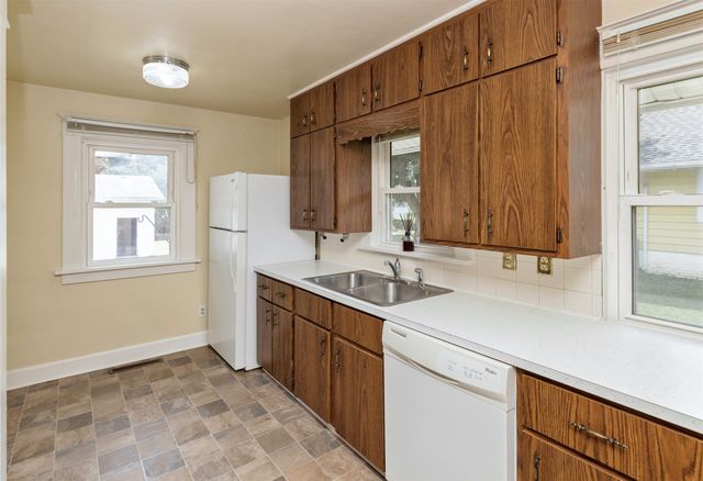 3129 SW 12th Street, Des Moines, IA 50315