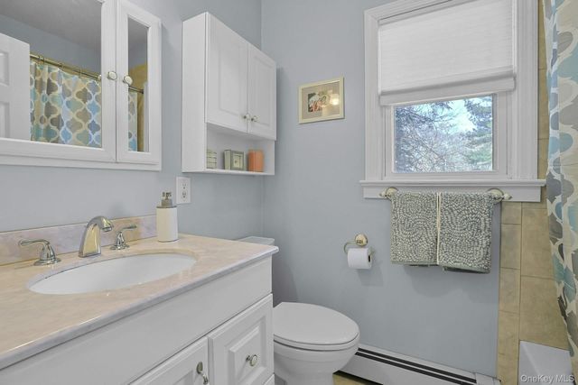 35 Barger Street, Putnam Valley, NY 10579