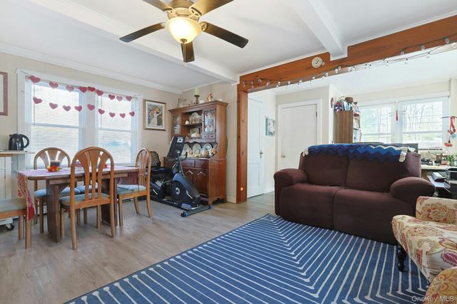 35 Barger Street, Putnam Valley, NY 10579