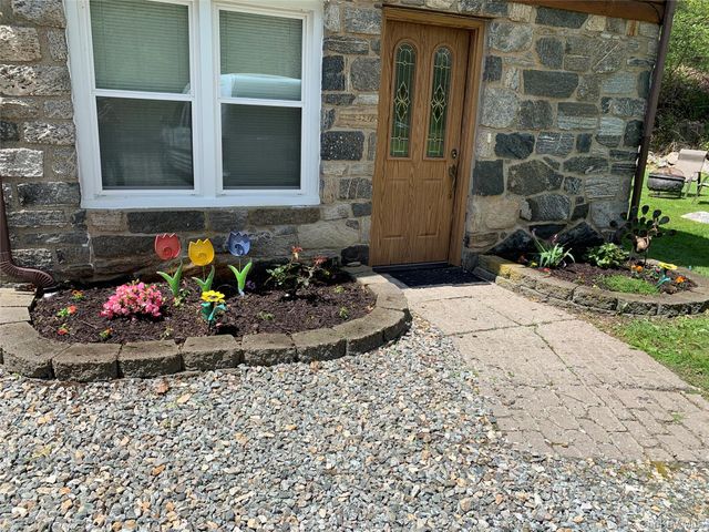 35 Barger Street, Putnam Valley, NY 10579