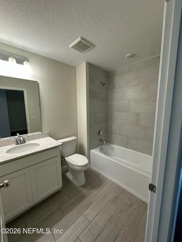 6813 GABLE GROVE Avenue, Jacksonville, FL 32217