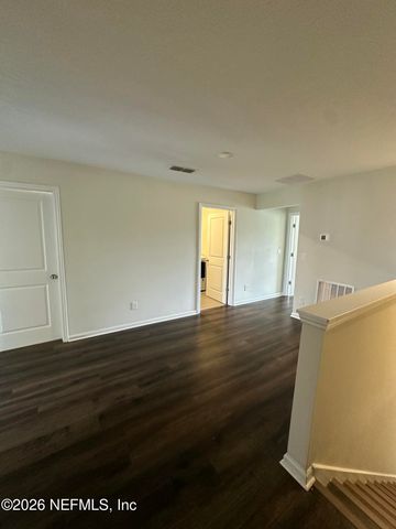 6813 GABLE GROVE Avenue, Jacksonville, FL 32217