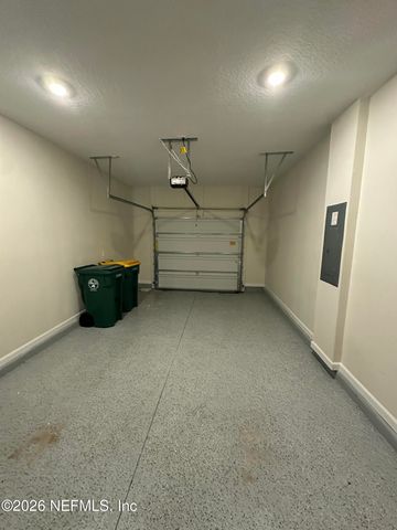 6813 GABLE GROVE Avenue, Jacksonville, FL 32217