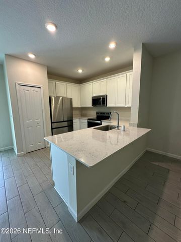 6813 GABLE GROVE Avenue, Jacksonville, FL 32217