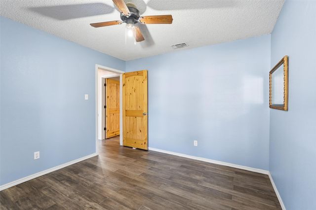 5240 Hill Ridge Drive, Fort Worth, TX 76135