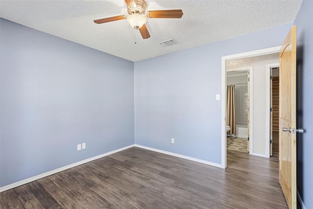 5240 Hill Ridge Drive, Fort Worth, TX 76135