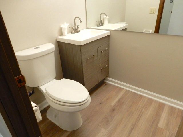 9034 N 70th STREET, Milwaukee, WI 53223