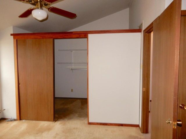 9034 N 70th STREET, Milwaukee, WI 53223