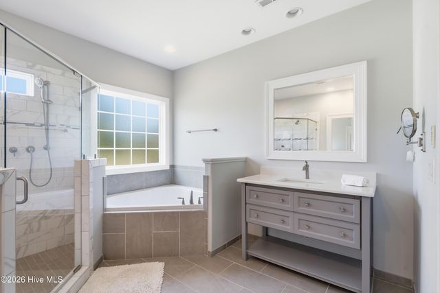 1402 Admiral Way, Wilmington, NC 28412