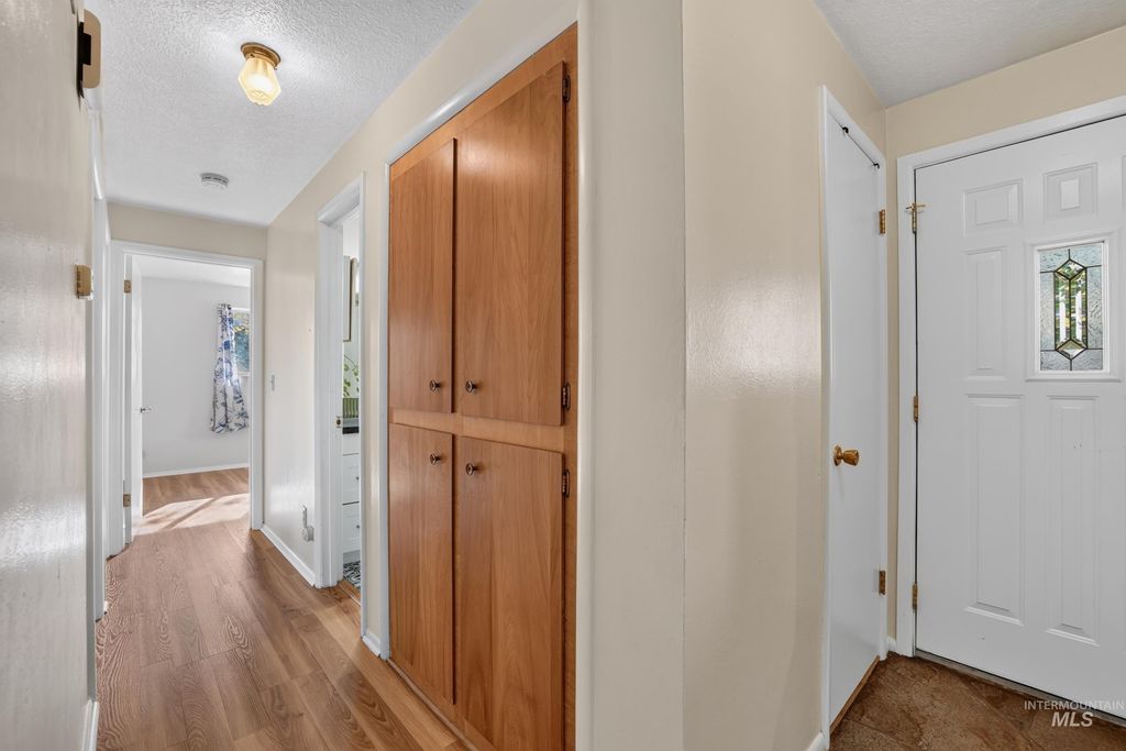 3918 N Buckingham, Boise, ID 83704 photo 3