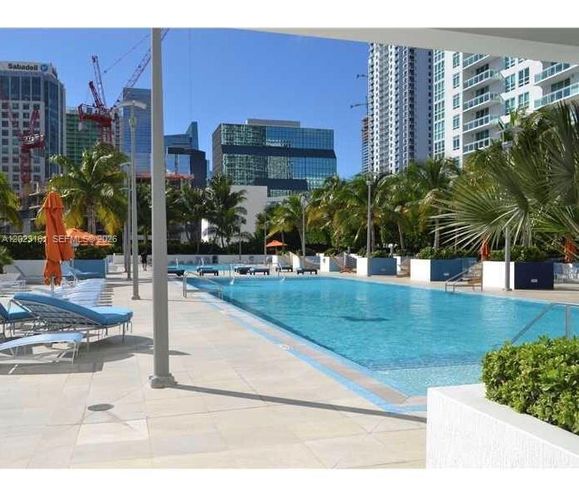 950 Brickell Bay Dr 1701, Miami, FL 33131